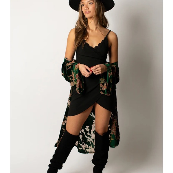 Black cocktail dress size xs nwt - Picture 3 of 4